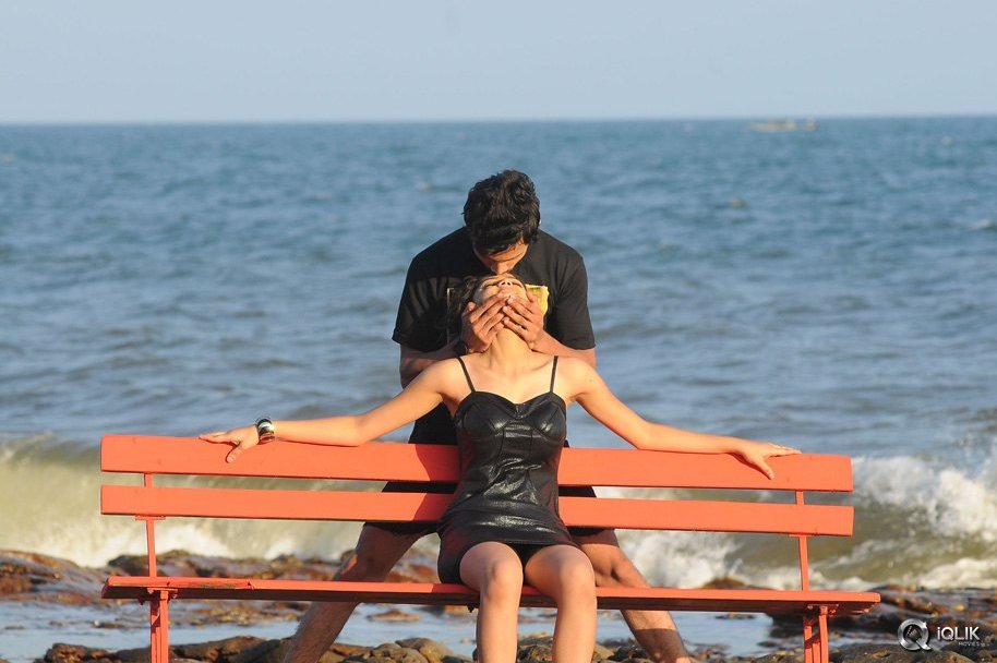 Ninne-Korukunta-Movie-Stills